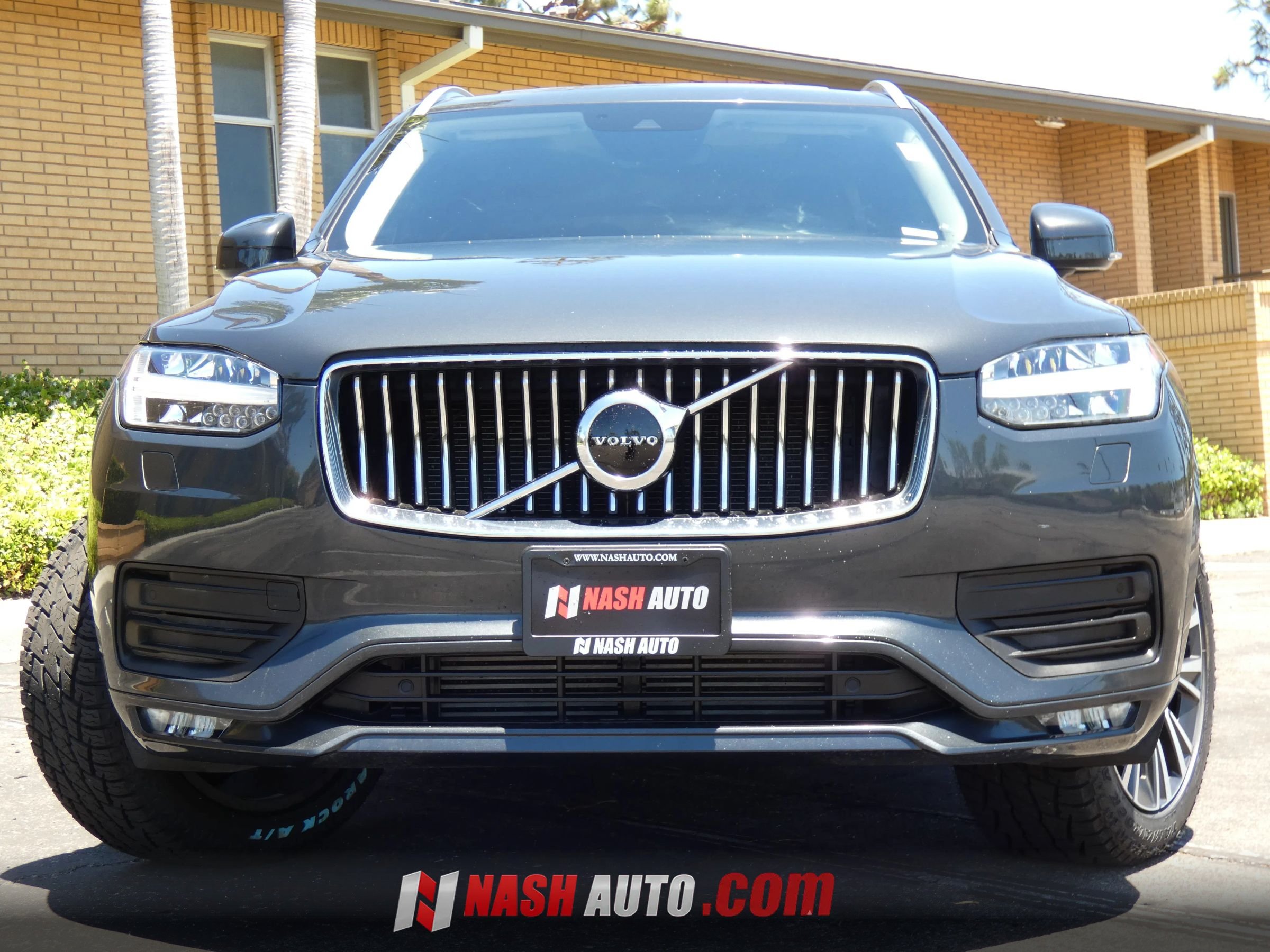 Used 2022 Volvo XC90 T5 Momentum w/ Climate Package AWD/4WD image 17