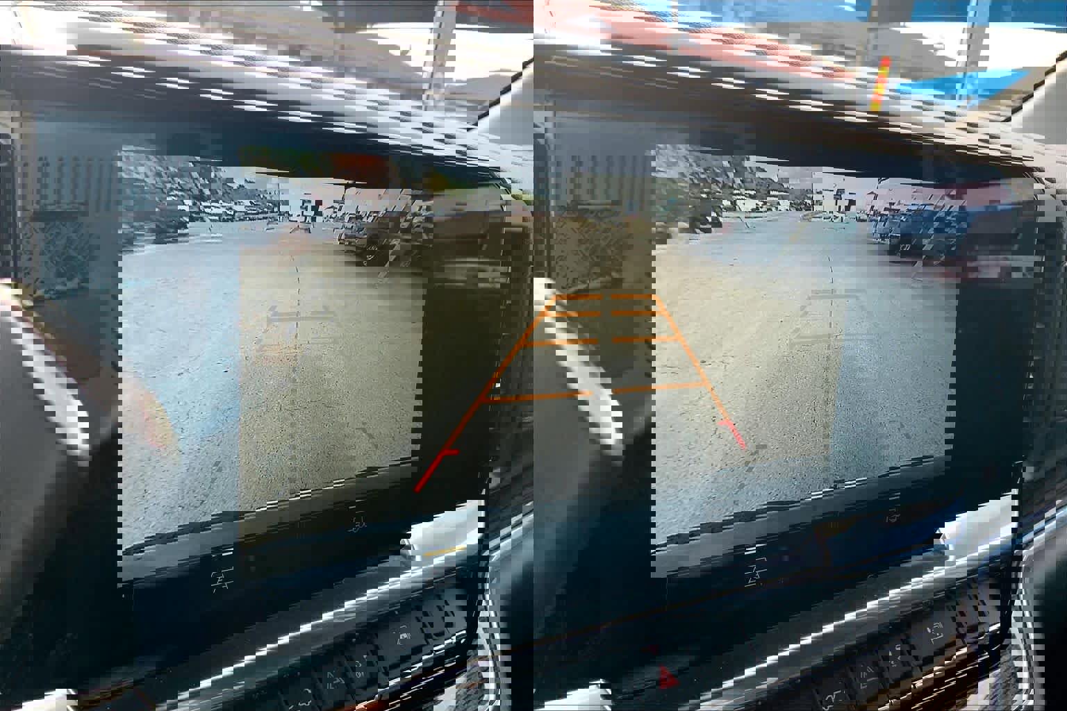 Certified 2025 Chevrolet Silverado 1500 LT image 26