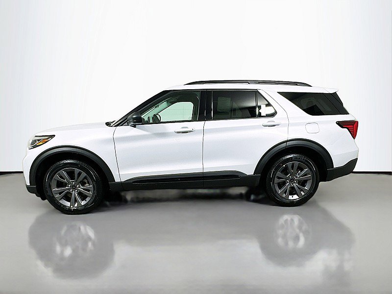 New 2026 Ford Explorer Active w/ Active Comfort Package image 4