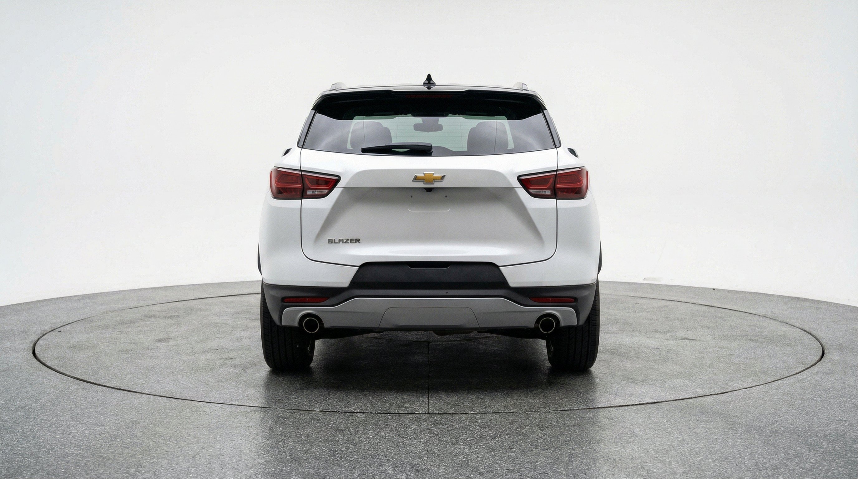 Used 2025 Chevrolet Blazer LT FWD image 7