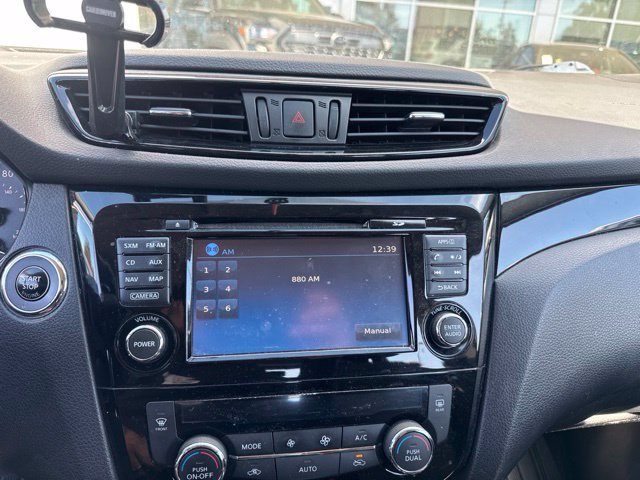 Used 2017 Nissan Rogue Sport SV w/ SV Premium Package AWD/4WD image 4