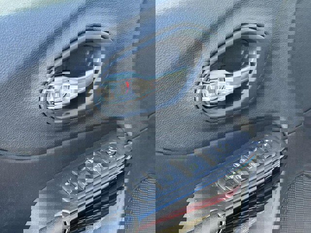 Used 2020 Jeep Cherokee Latitude Plus image 16