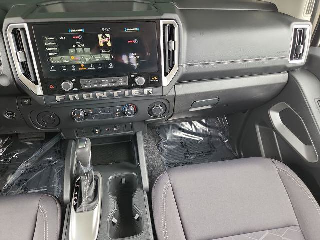 Certified 2025 Nissan Frontier SV RWD image 17