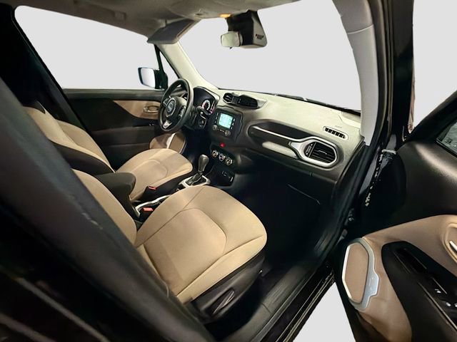 Used 2016 Jeep Renegade Latitude image 25