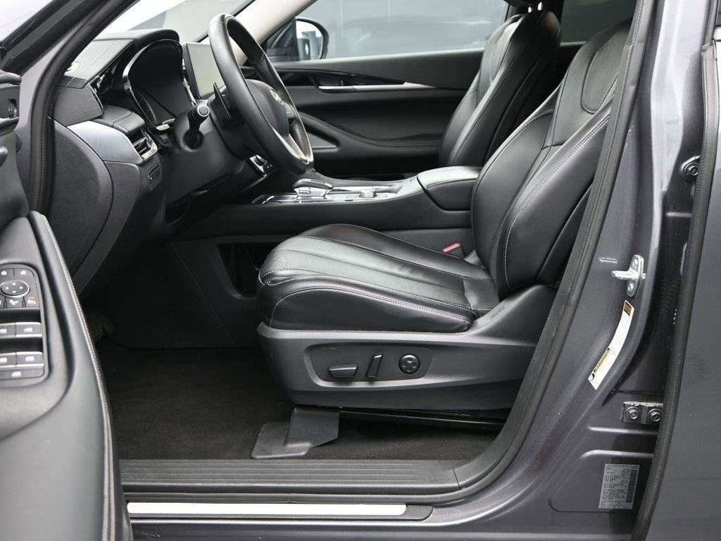 Used 2024 INFINITI QX60 Pure image 15