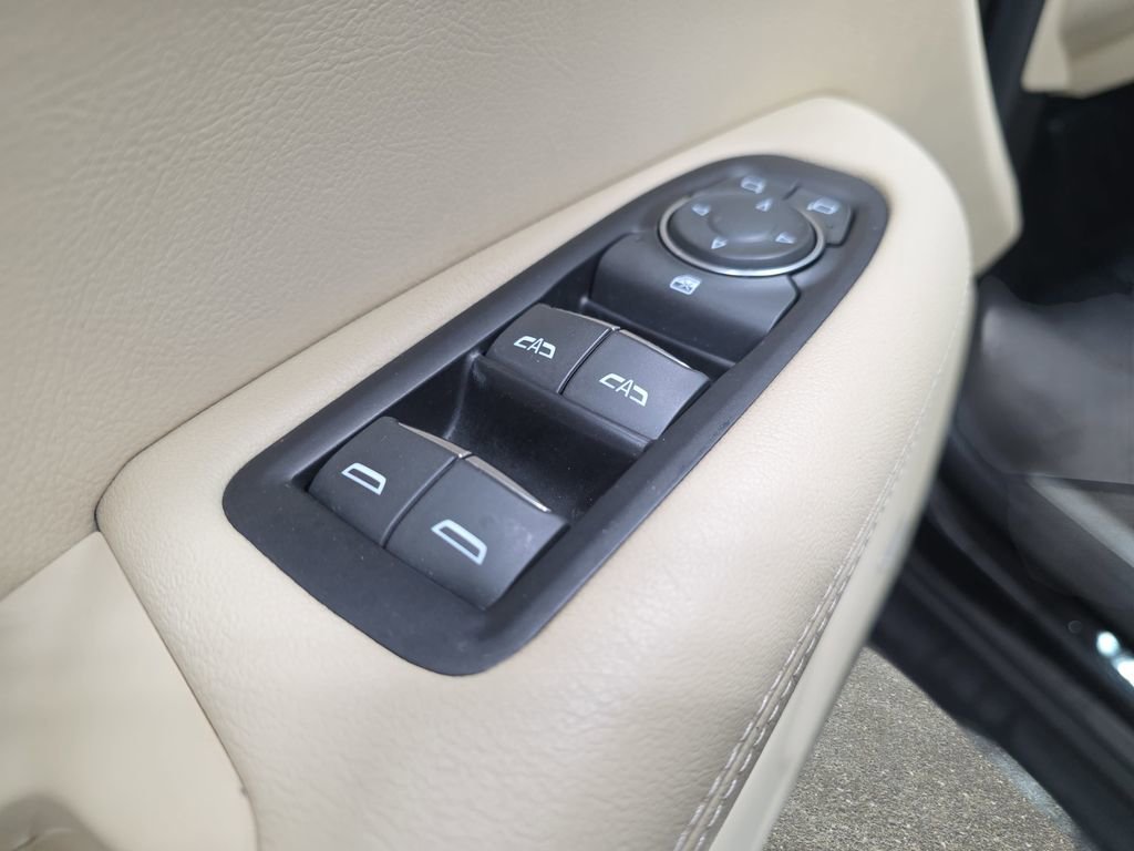 Used 2018 Cadillac XT5 AWD image 27