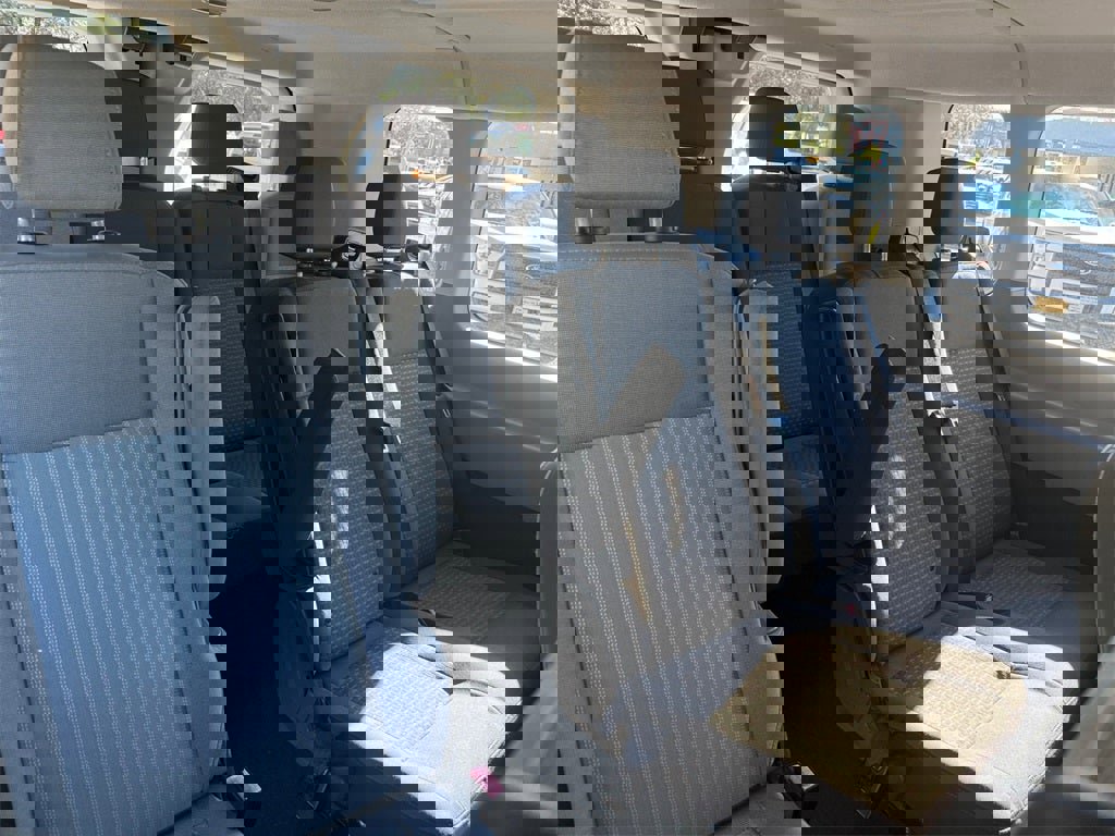 Used 2017 Ford Transit 350 XLT image 26