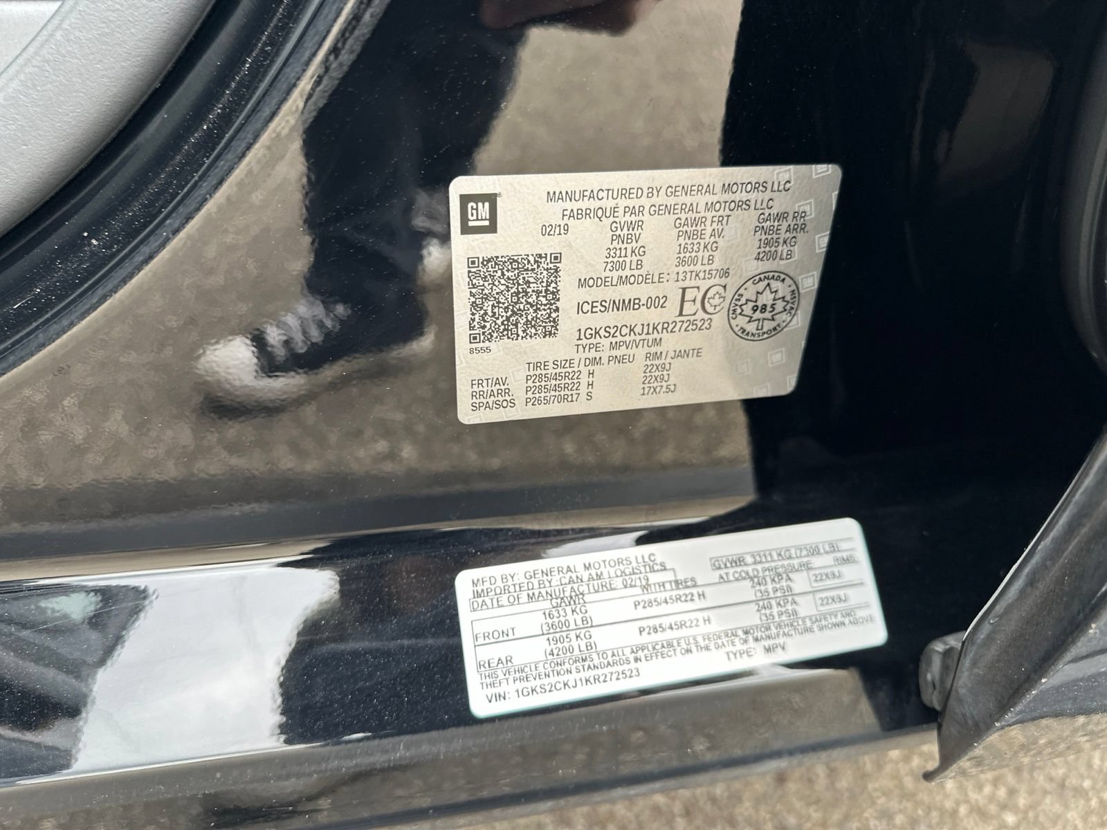 Used 2019 GMC Yukon Denali w/ Denali Ultimate Black Edition AWD/4WD image 13