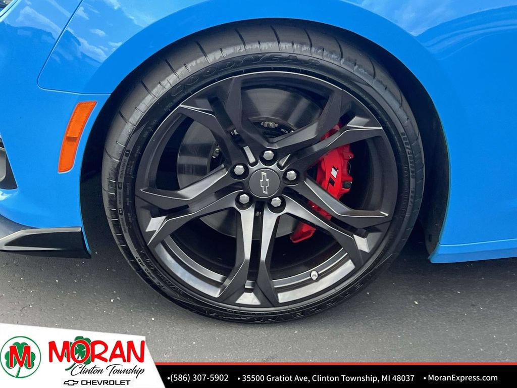 Used 2022 Chevrolet Camaro SS RWD image 10
