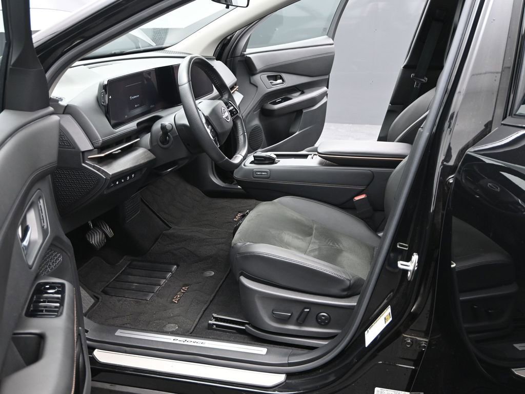 Certified 2023 Nissan Ariya AWD image 17