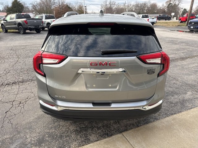 Used 2024 GMC Terrain SLT image 6