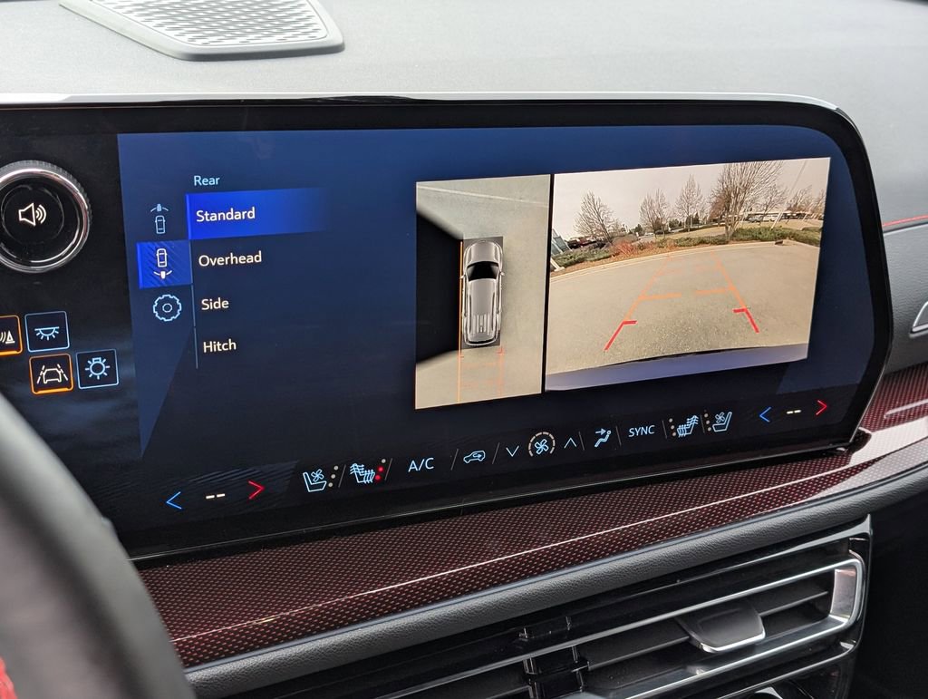 Used 2025 Chevrolet Traverse RS w/ LPO, Floor Liner Package image 31