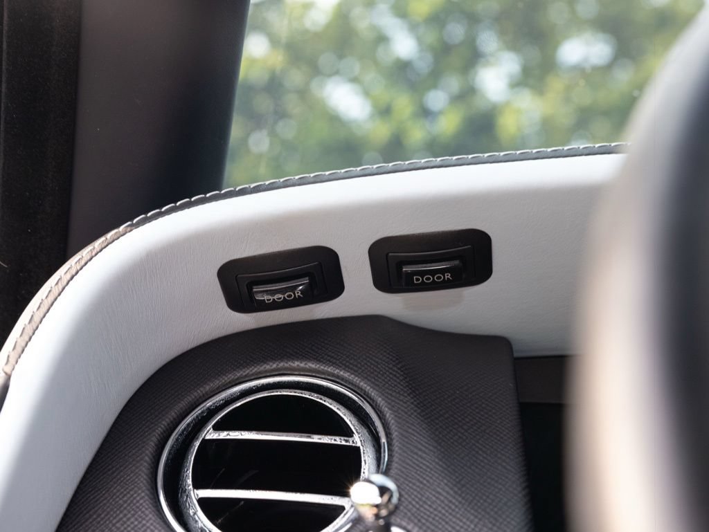 Certified 2022 Rolls-Royce Cullinan w/ Cullinan Package AWD/4WD image 36
