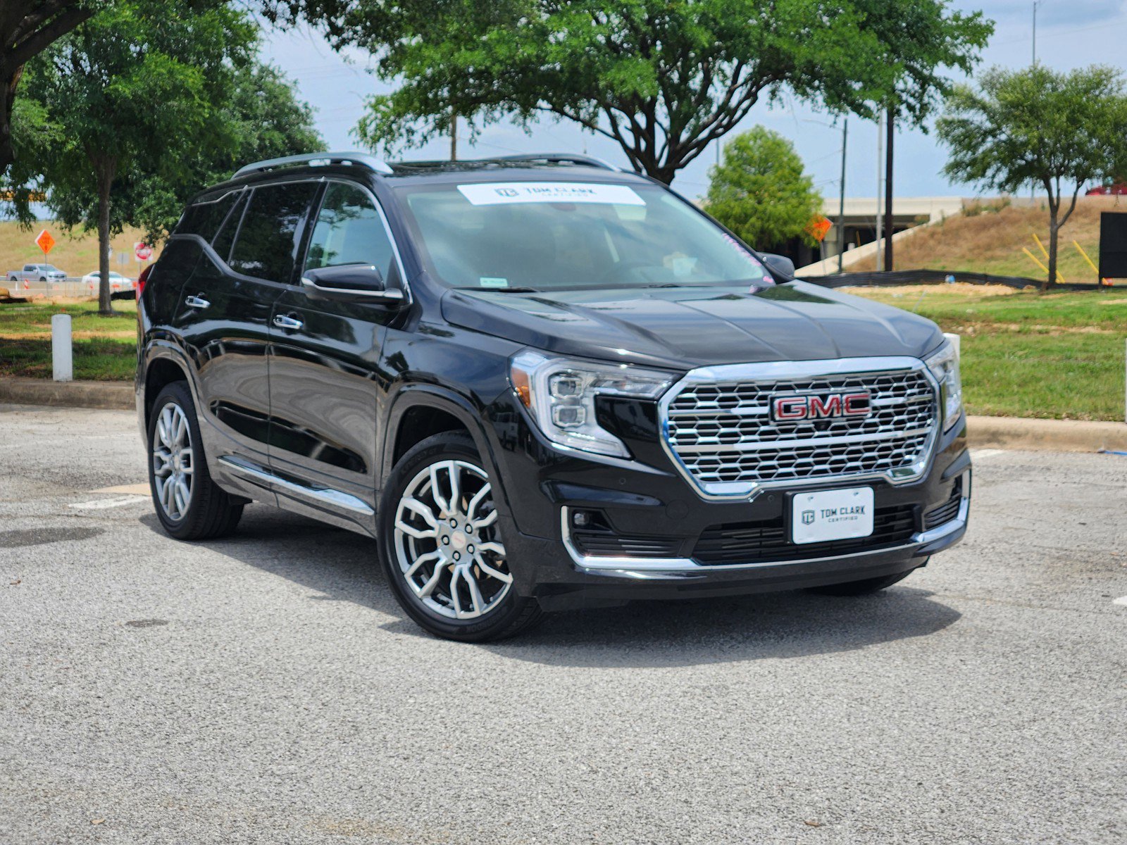 Used 2024 GMC Terrain Denali w/ Denali Premium Package