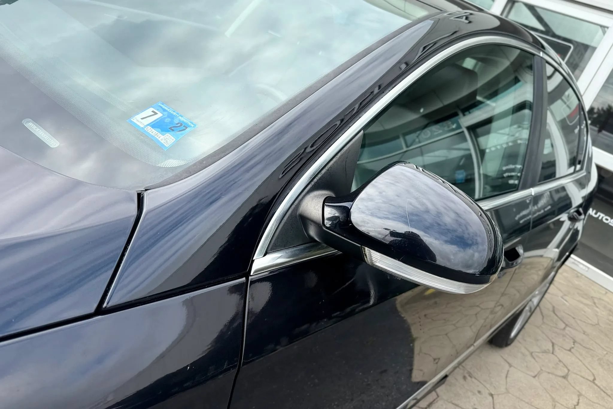Used 2010 Volkswagen Passat Komfort FWD image 45