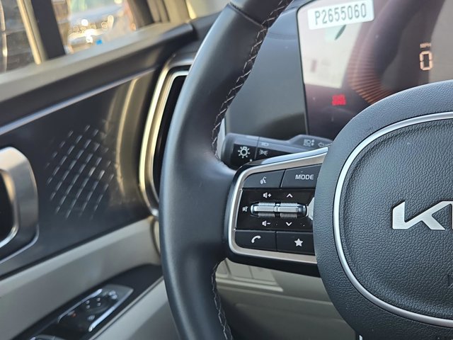 Used 2025 Kia Sorento S w/ Panoramic Sunroof Package FWD image 52