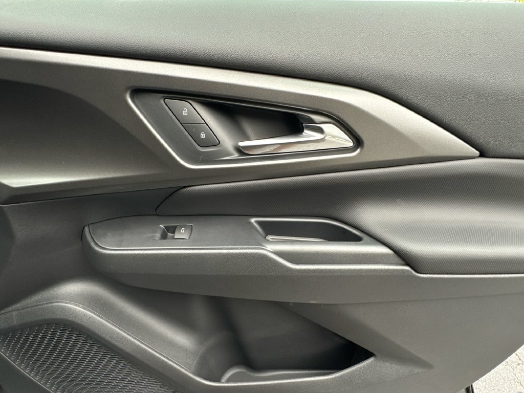 New 2026 Chevrolet Equinox EV LT FWD image 31