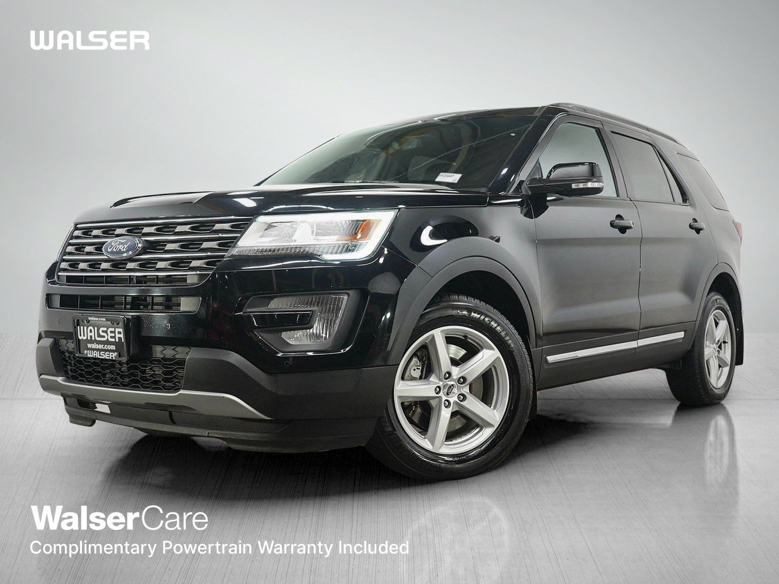 Used 2017 Ford Explorer XLT w/ Equipment Group 202A AWD/4WD image 1