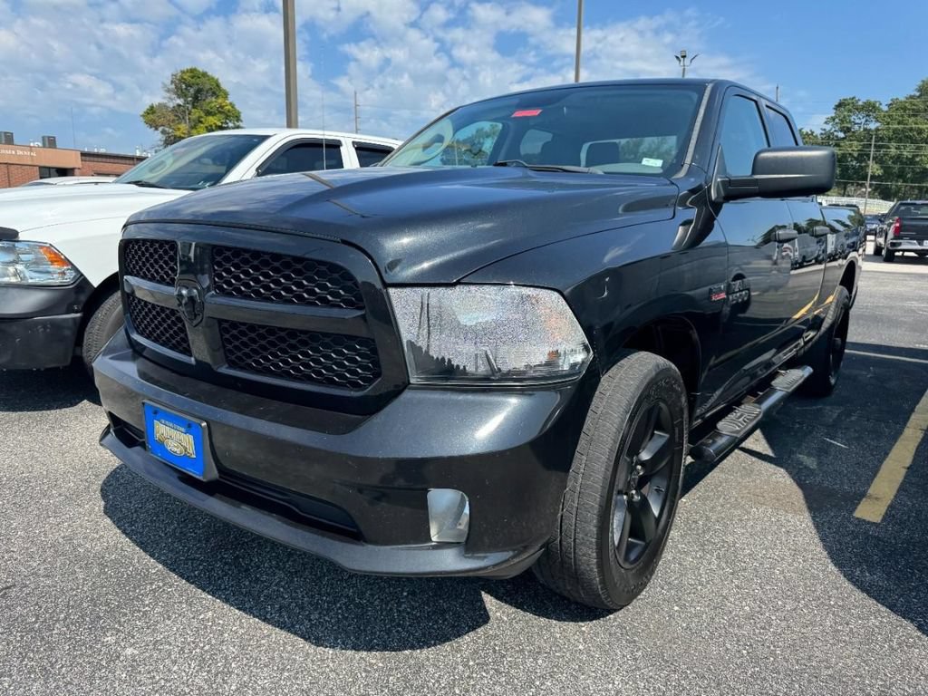 Used 2017 RAM 1500 Express w/ Black Ram 1500 Express Group AWD/4WD image 6