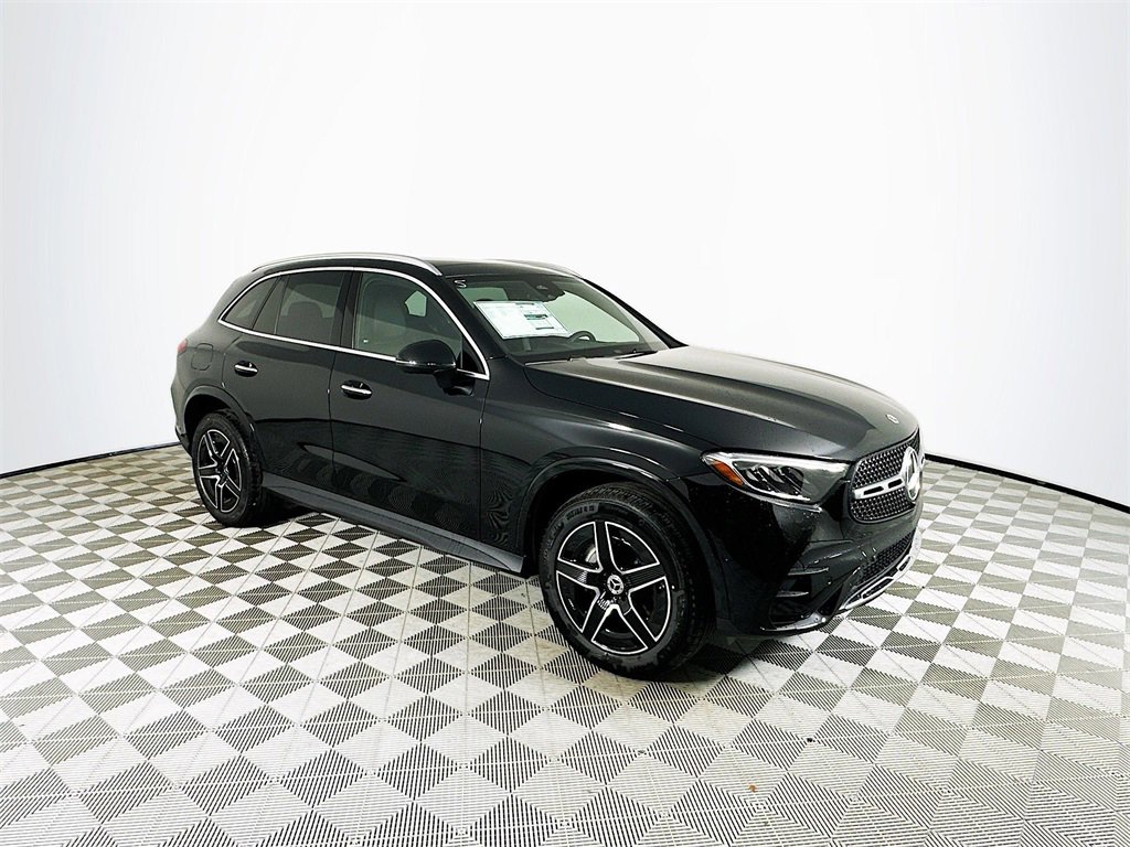 New 2025 Mercedes-Benz GLC 300 4MATIC