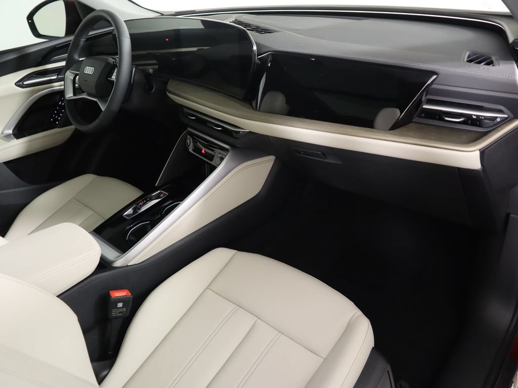 Used 2025 Audi Q5 Premium Plus w/ Premium Plus AWD/4WD image 20