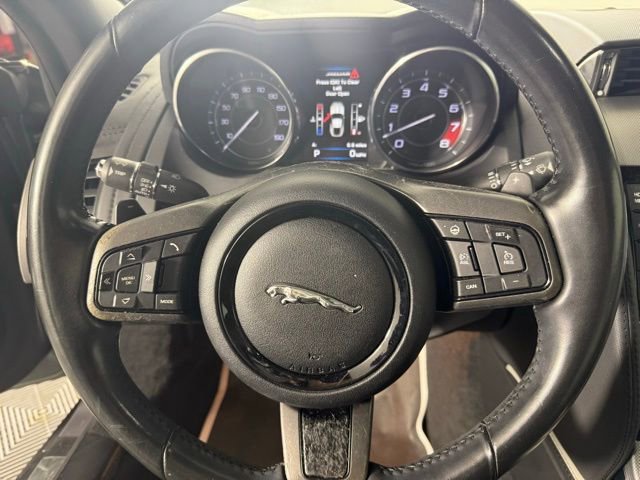 Used 2015 Jaguar F-TYPE Coupe image 15
