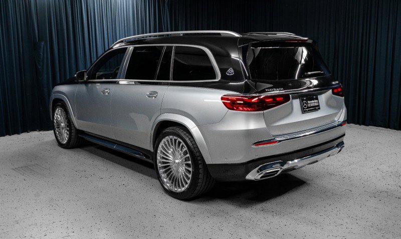 New 2025 Mercedes-Benz Maybach GLS 600 4MATIC image 8
