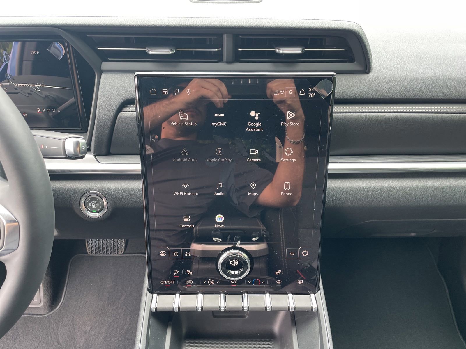 New 2026 GMC Terrain Elevation w/ Black Edition image 16