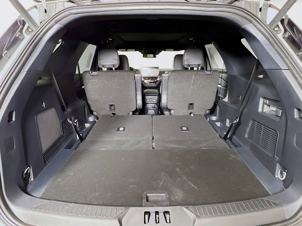 New 2026 Ford Explorer ST-Line w/ ST-Line Street Pack image 15