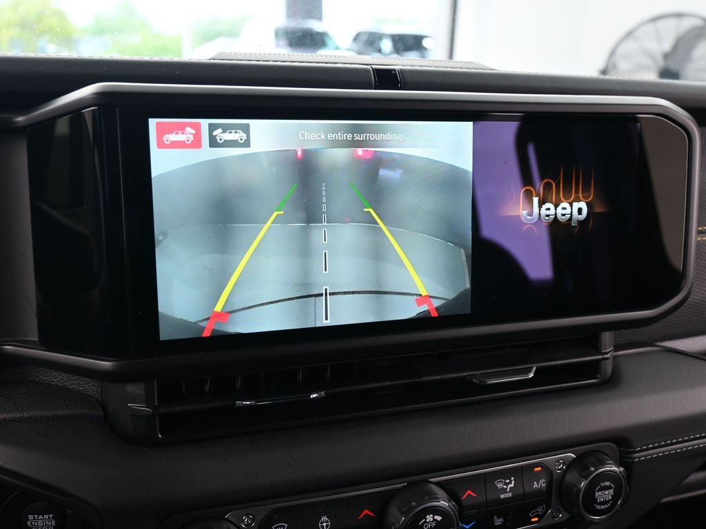 Used 2025 Jeep Wrangler Unlimited Rubicon 392 image 17