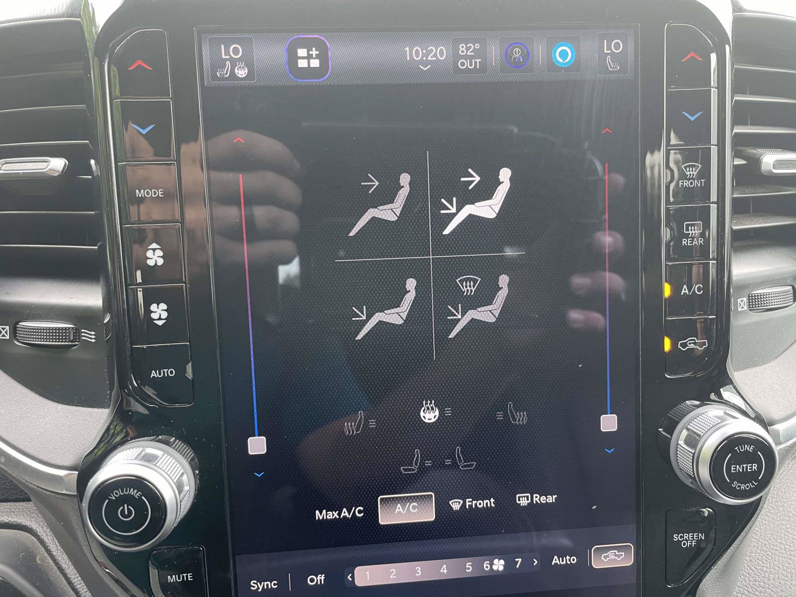 Used 2025 RAM 1500 Big Horn AWD/4WD image 27