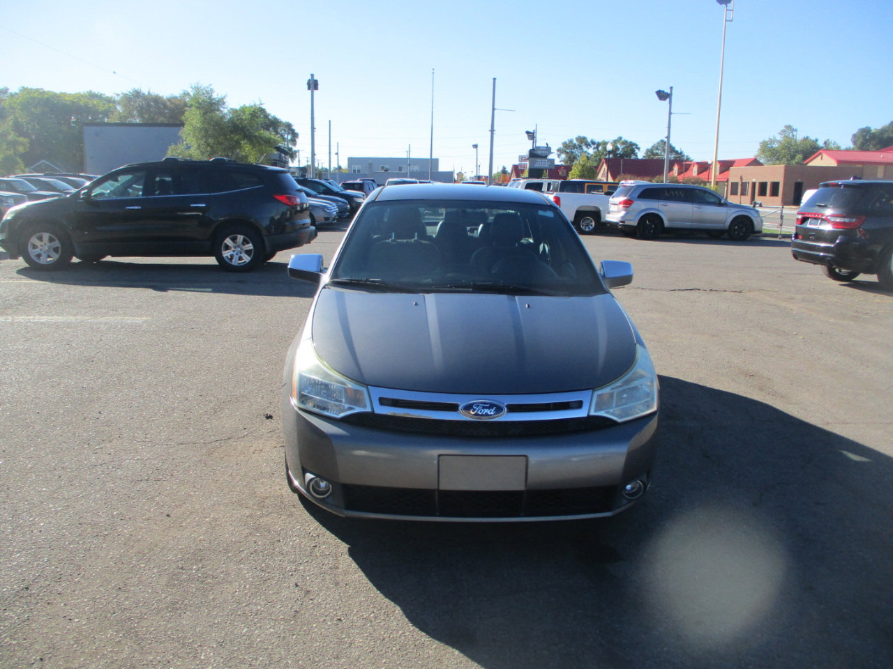 Used 2010 Ford Focus SEL image 2
