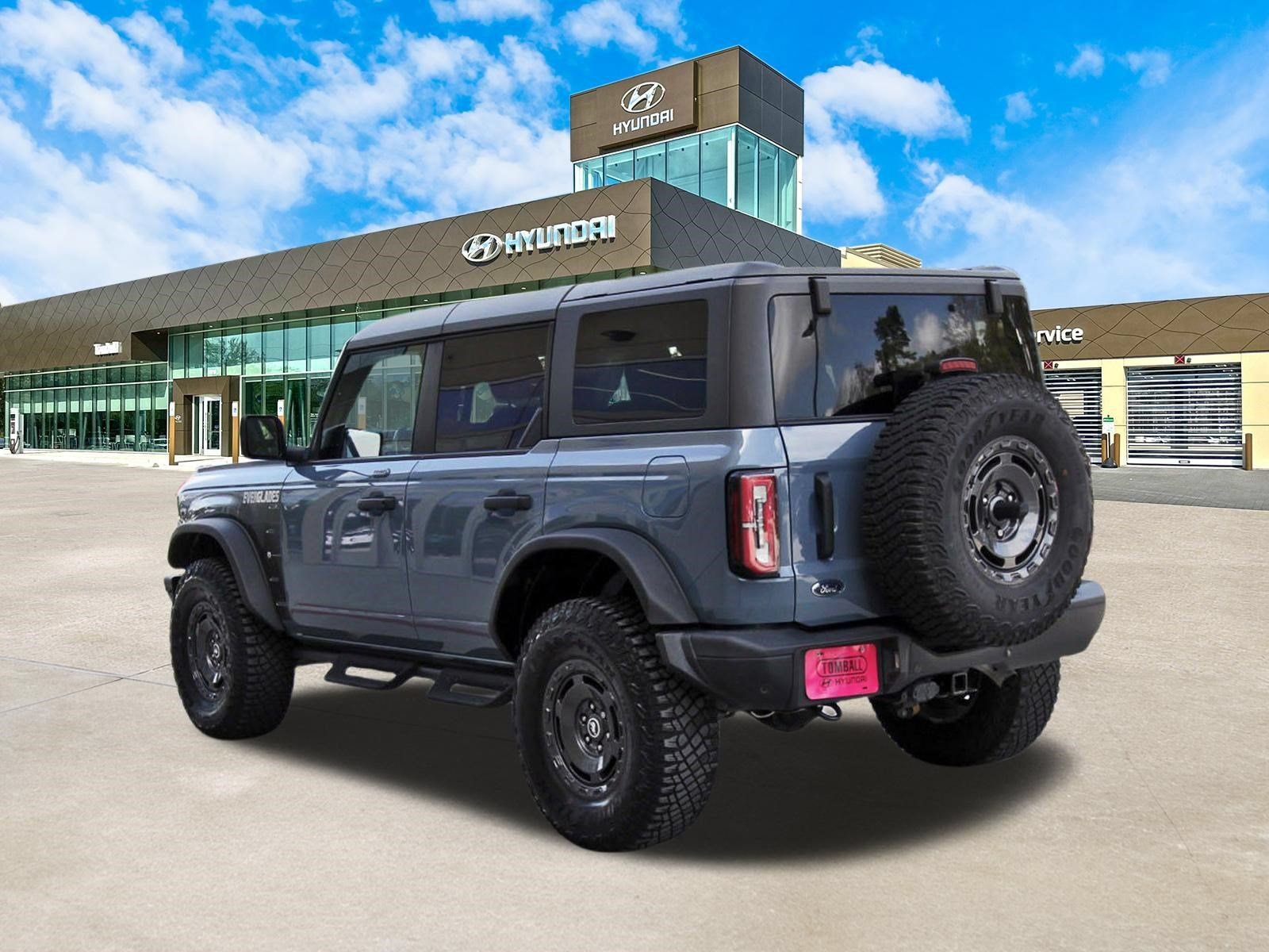 Used 2023 Ford Bronco Everglades AWD/4WD image 8