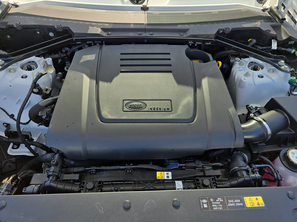 New 2026 Land Rover Defender 110 S AWD/4WD image 31