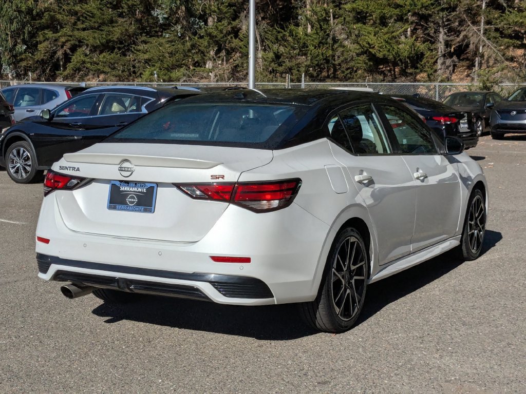 Used 2025 Nissan Sentra SR FWD image 5