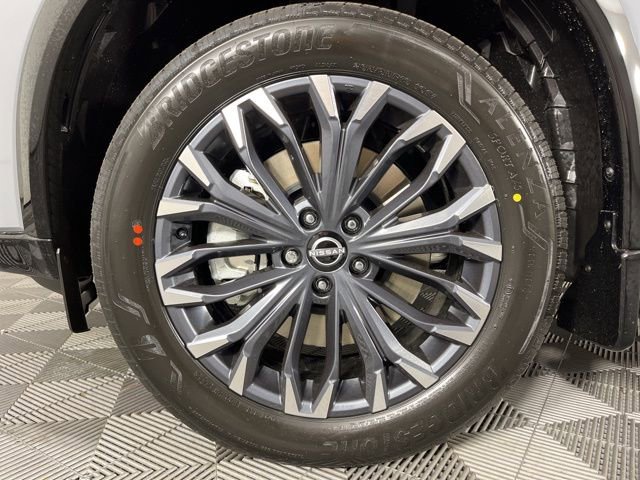 New 2026 Nissan Rogue Platinum image 12