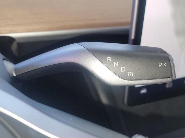 Used 2023 Tesla Model Y Long Range image 16