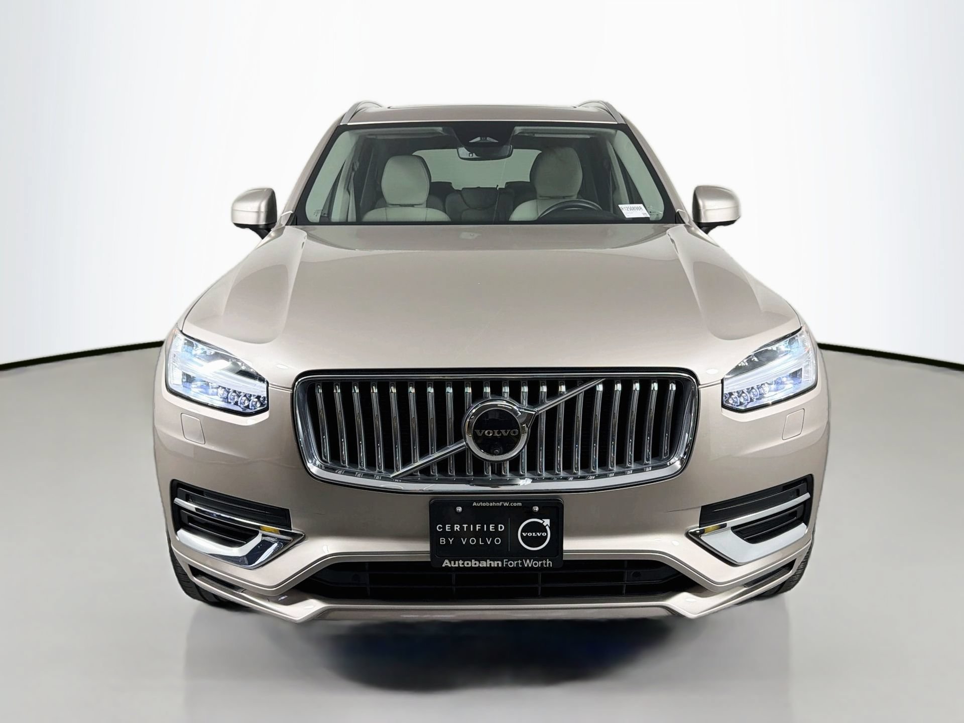 Certified 2024 Volvo XC90 T8 Plus w/ Protection Package Premier AWD/4WD image 2
