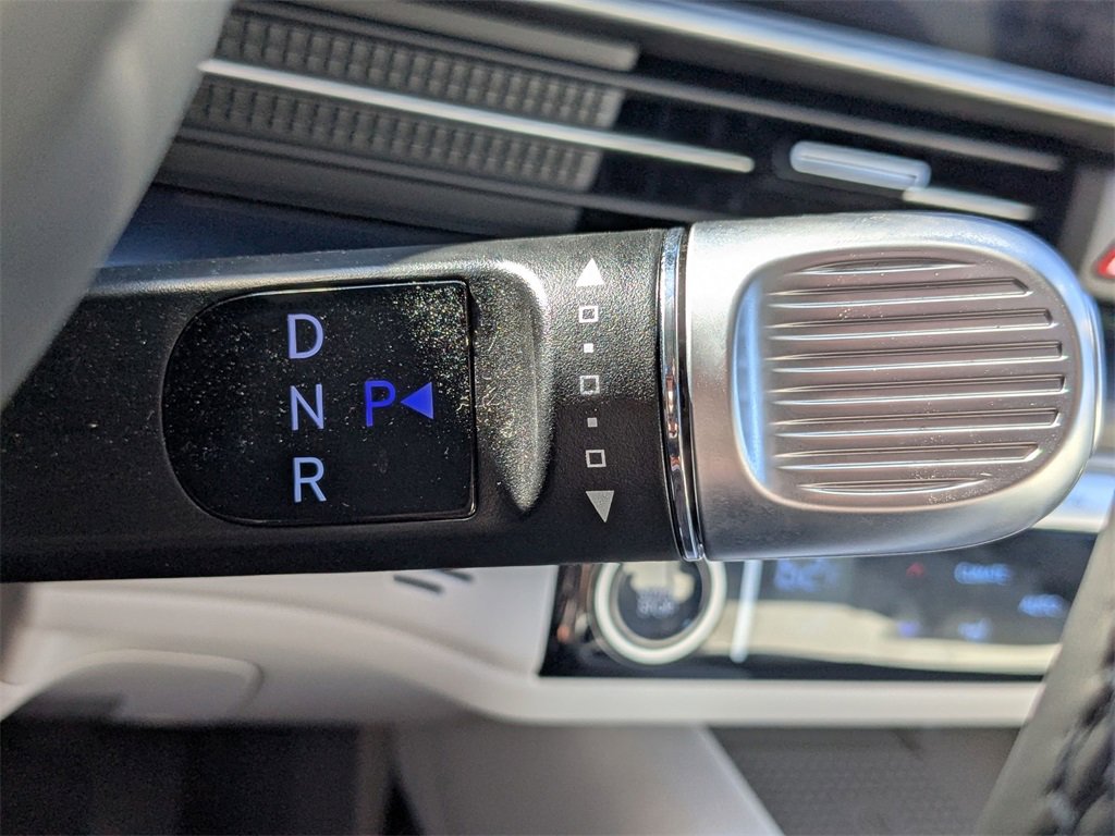 Used 2024 Hyundai Ioniq 6 SEL image 12