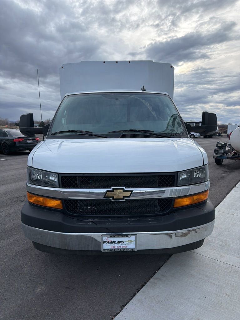 New 2025 Chevrolet Express 3500 w/ Power Convenience Package RWD image 3
