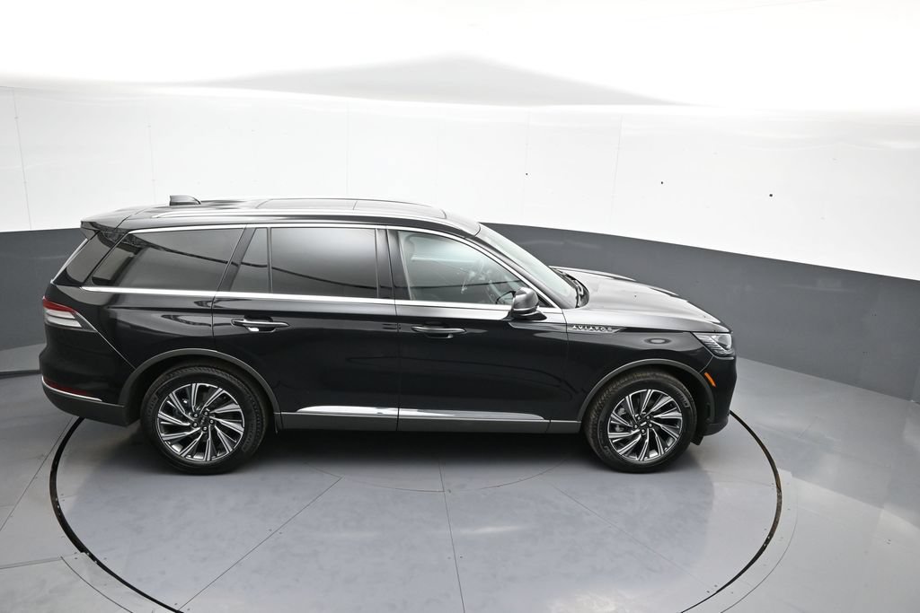 Used 2026 Lincoln Aviator AWD image 41