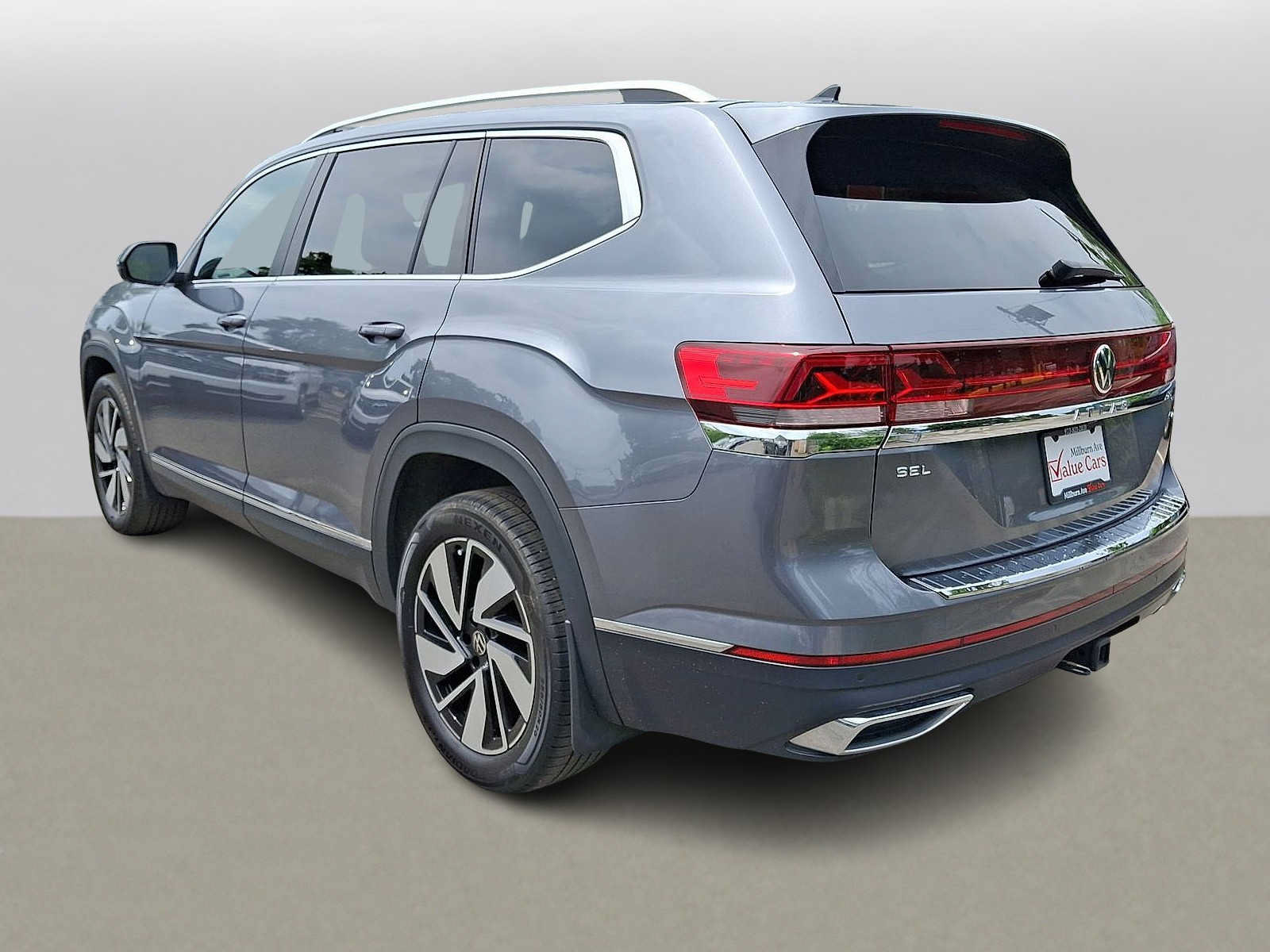 Used 2024 Volkswagen Atlas SEL AWD/4WD image 28