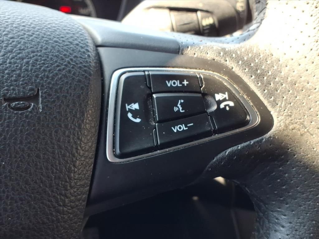 Used 2017 Ford Focus ST image 23