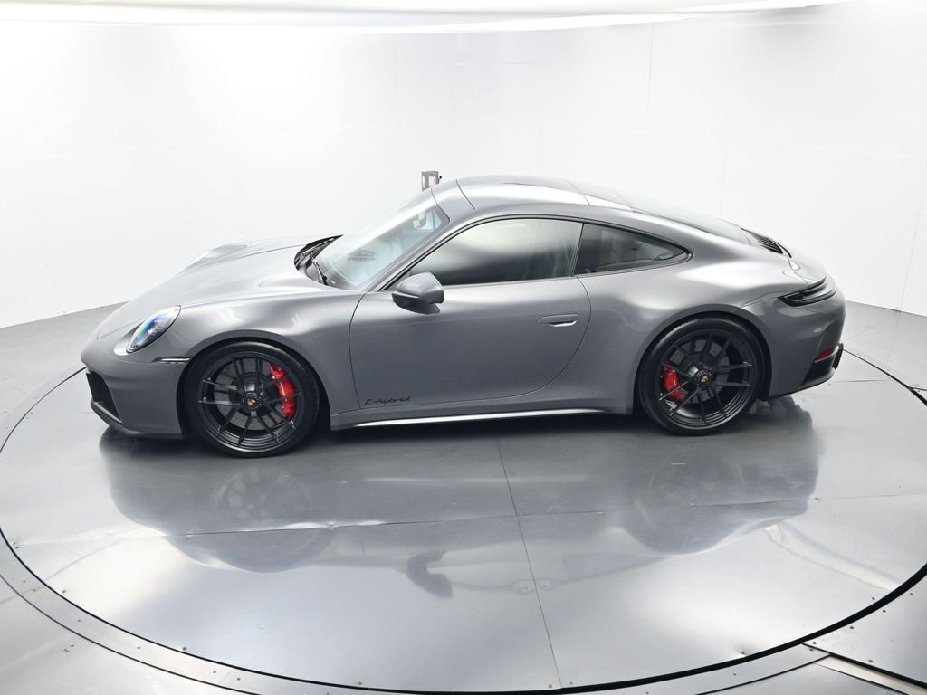 Certified 2026 Porsche 911 Carrera 4 GTS image 36