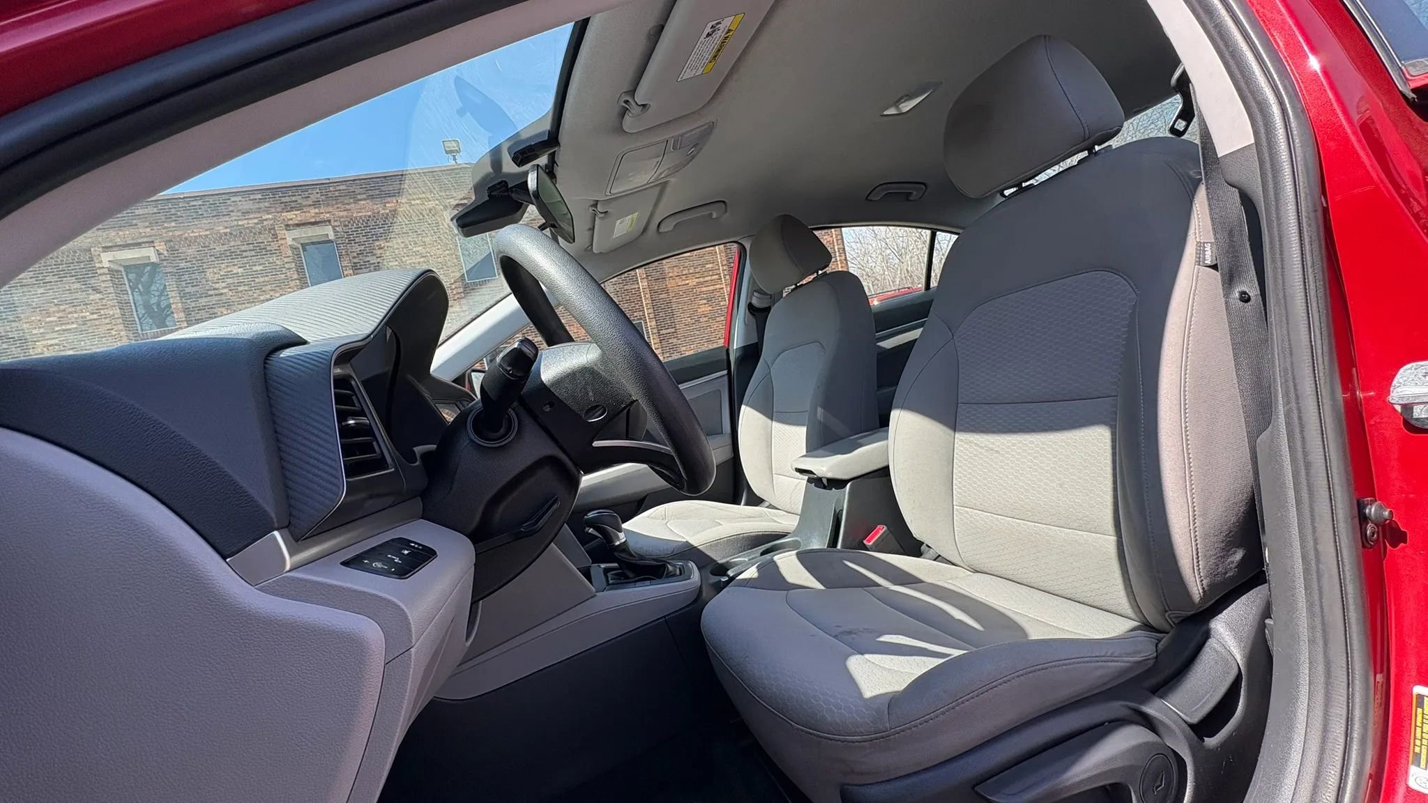 Used 2020 Hyundai Elantra SEL FWD image 2
