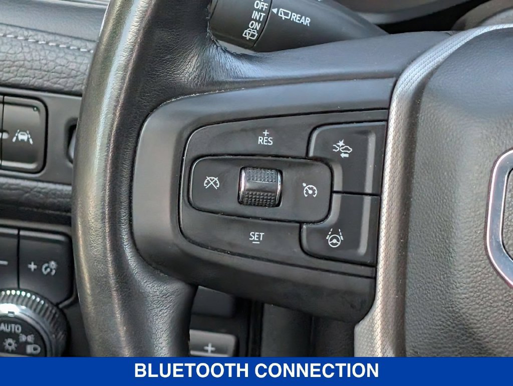 Used 2024 GMC Yukon Denali w/ Advanced Technology Package AWD/4WD image 29