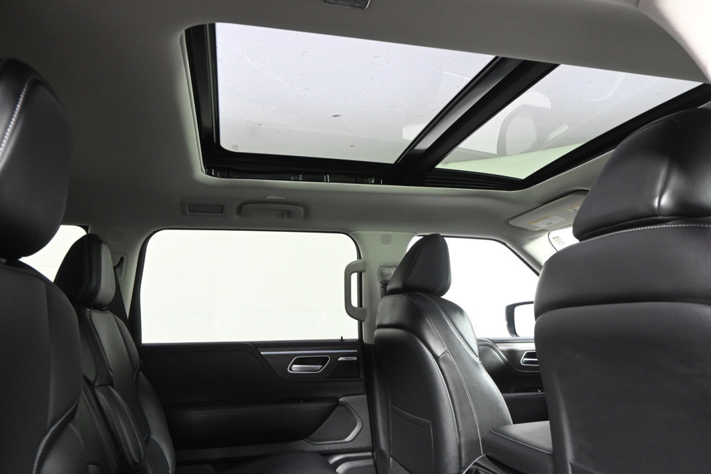 Used 2025 INFINITI QX80 Pure AWD/4WD image 18