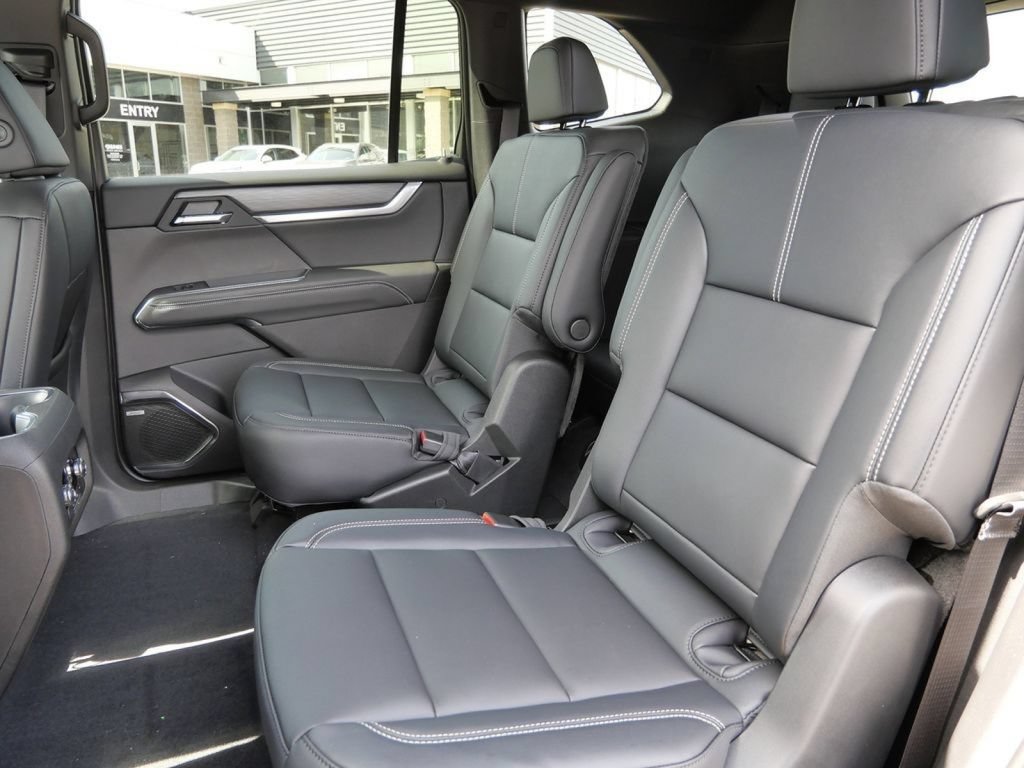 New 2026 GMC Acadia Elevation w/ Elevation Premium Package AWD/4WD image 34