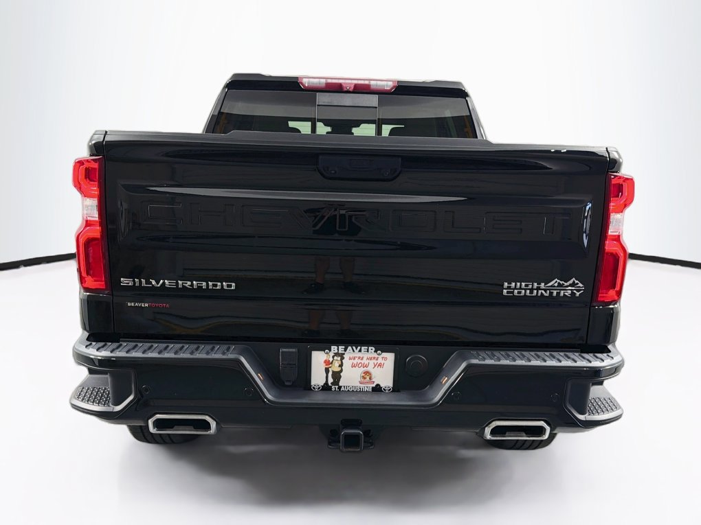 Used 2024 Chevrolet Silverado 1500 High Country AWD/4WD image 8