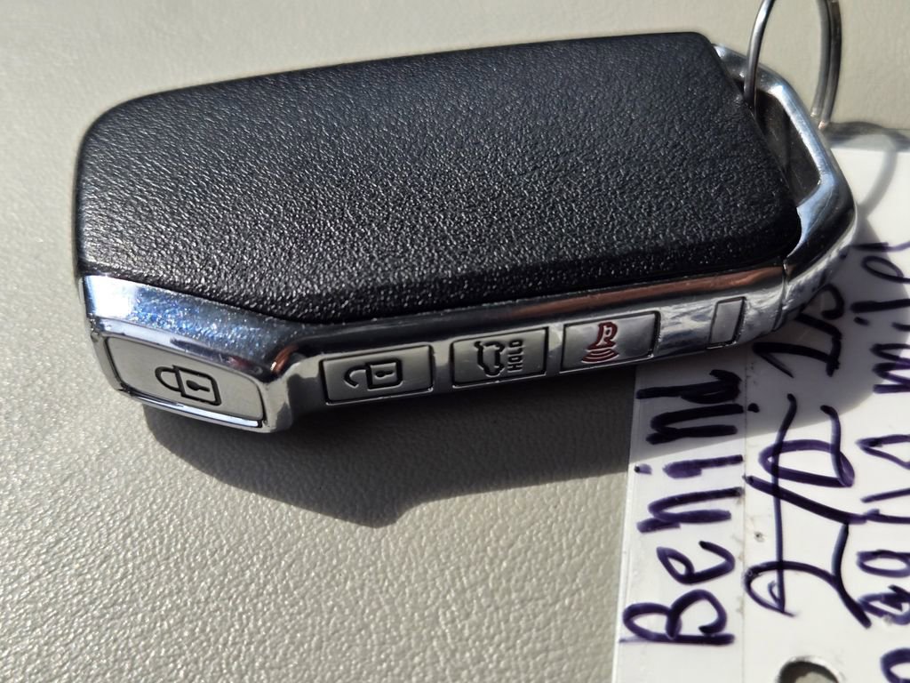 Certified 2023 Kia Sorento X-Line EX image 27